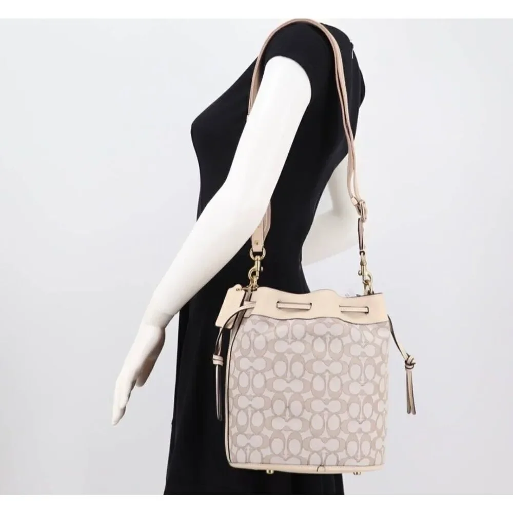NWT Coach Signature Jacquard Field Women's Bucket Bag